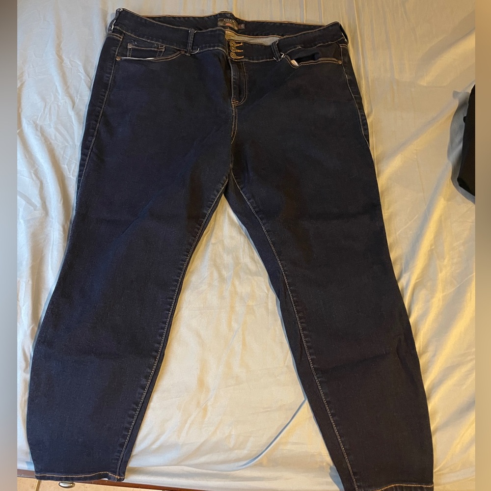 Torrid Dark Jeans Size 26S